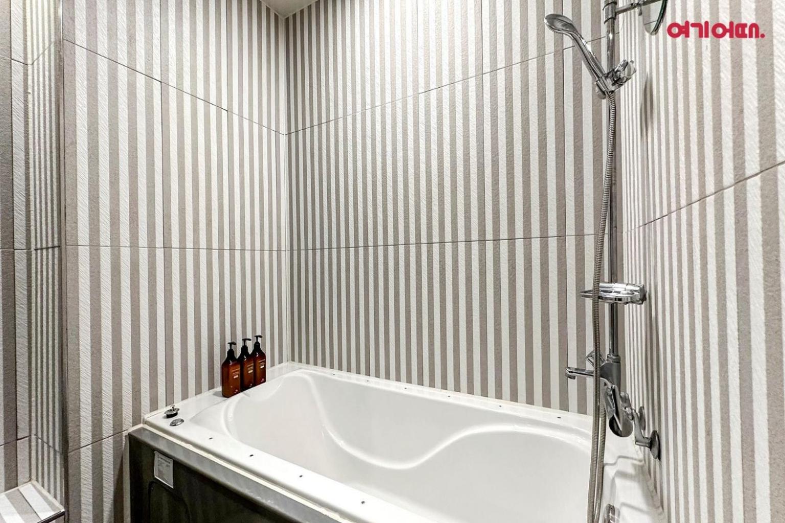 Hotel Yaja Terminal Branch Yongin Esterno foto